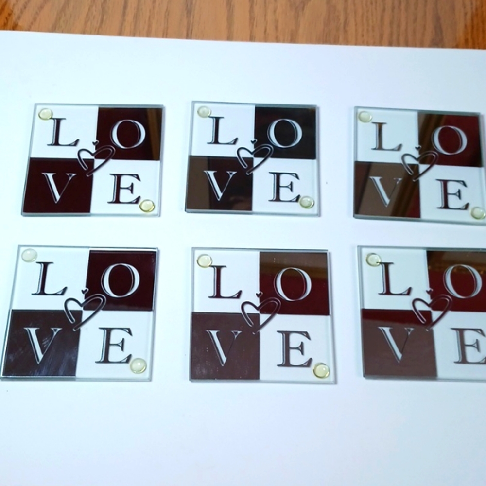 Love Coasters Glass look set of 6 NWOT